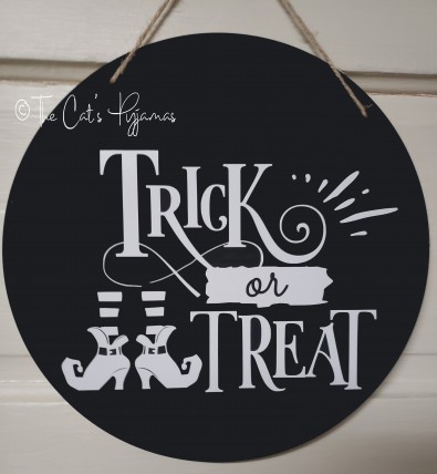 Trick or Treat Door Hanger